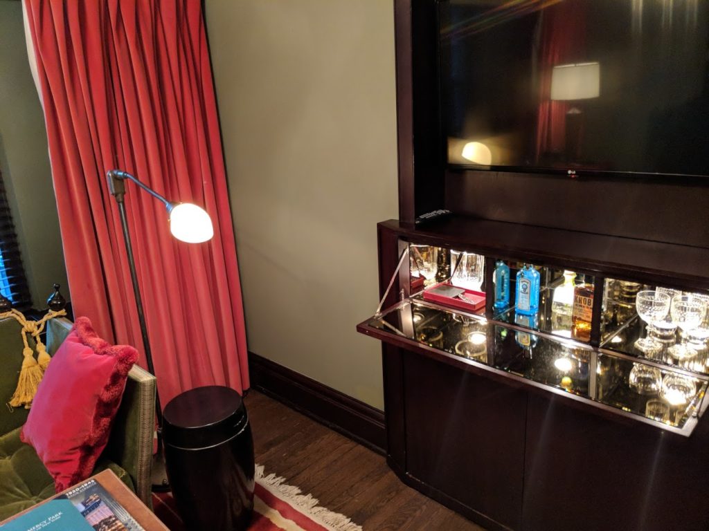 Gramercy Park Hotel mini Bar