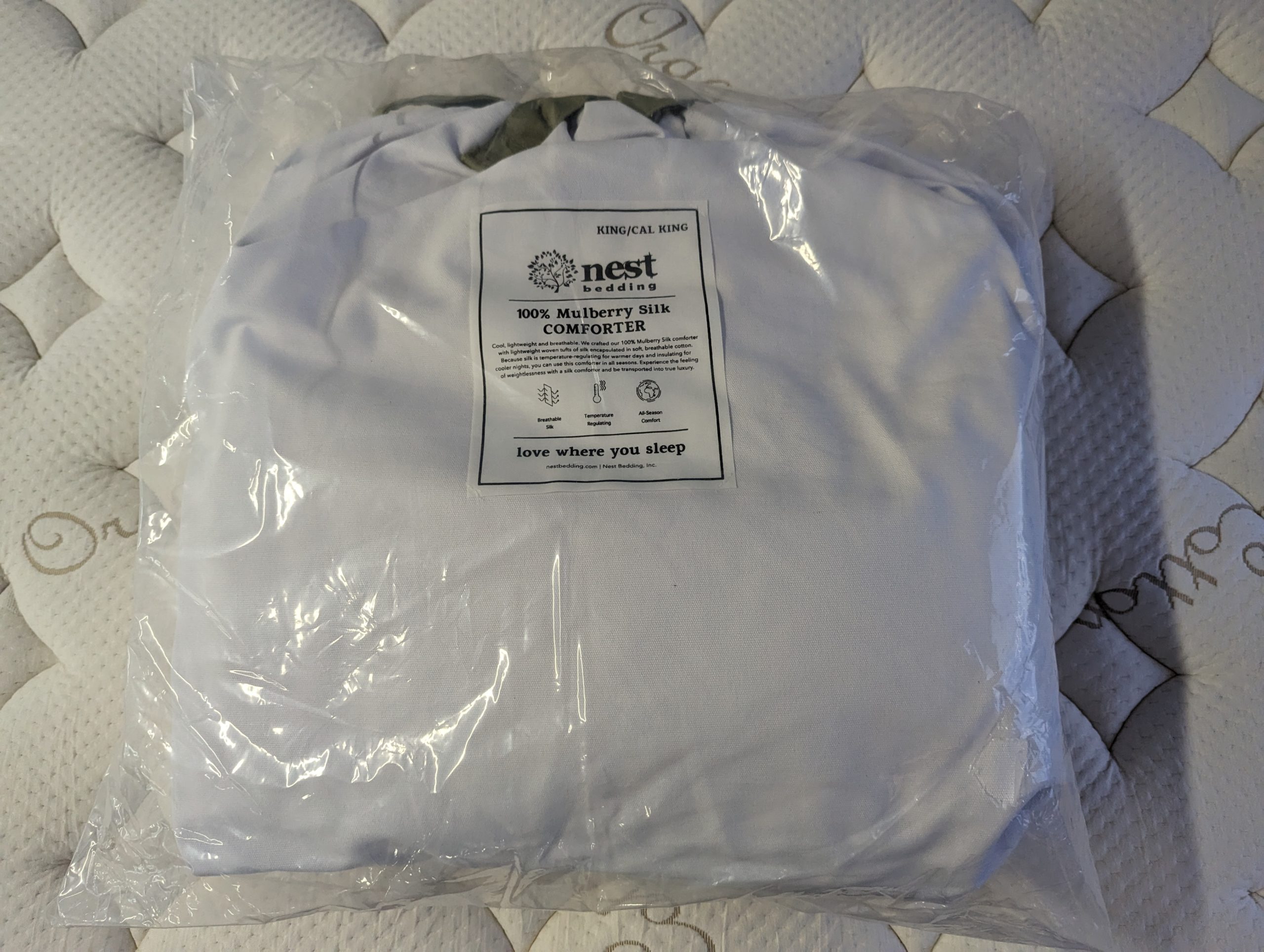 Nest Silk Comforter Packaging